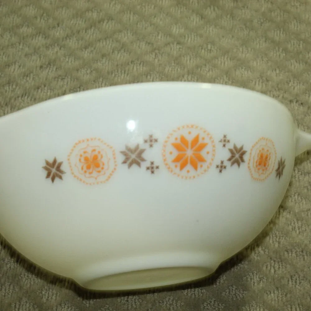 Set of 3 Vtg 1960's Pyrex Town & Country Cinderella Mixing Bowls 444, 443, 442